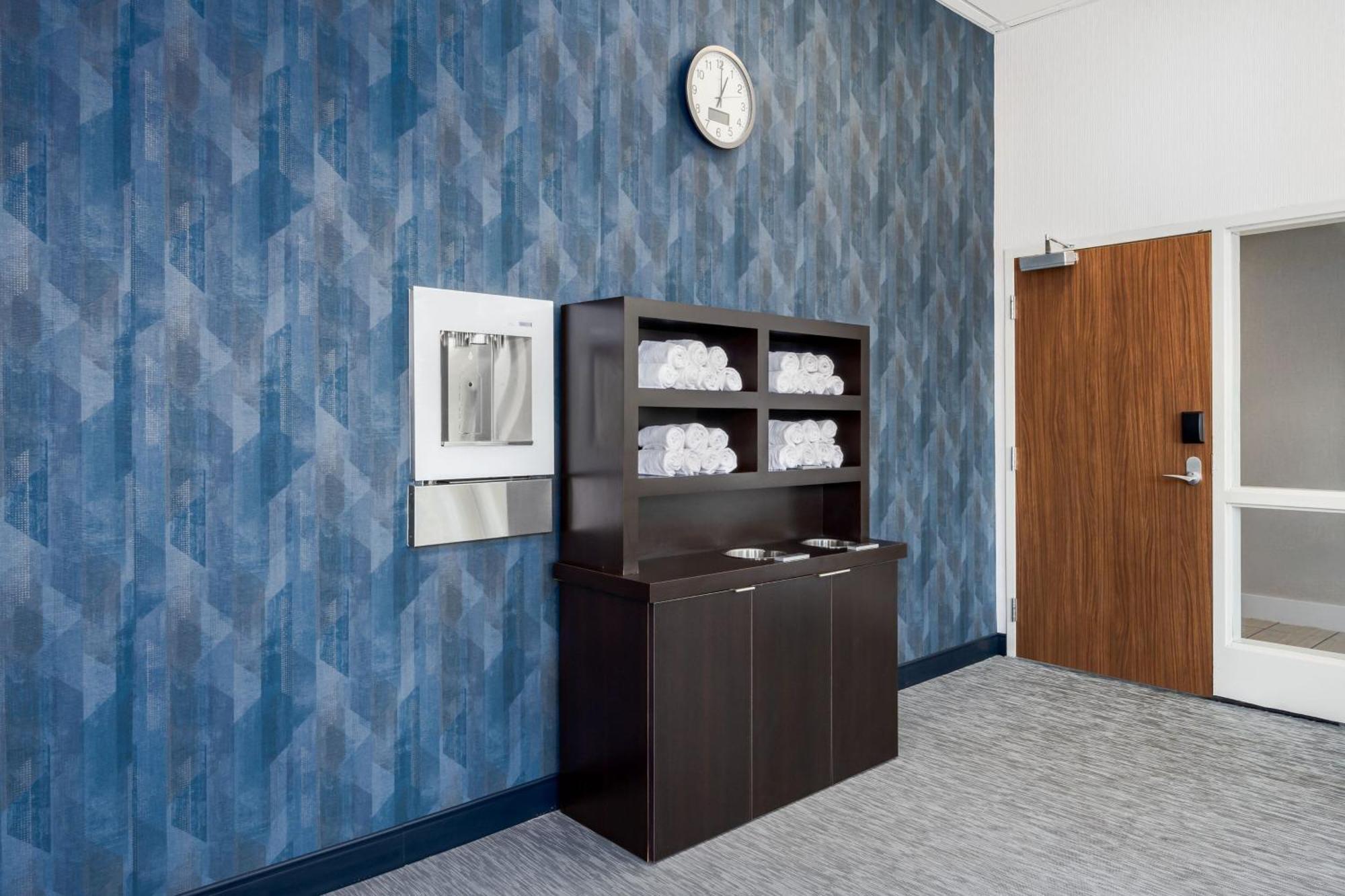 Courtyard By Marriott Columbus 피닉스시티 외부 사진