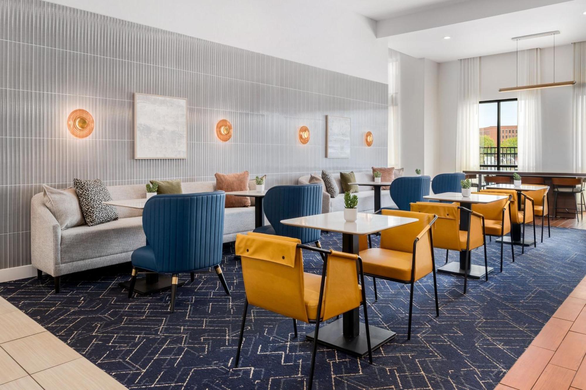 Courtyard By Marriott Columbus 피닉스시티 외부 사진