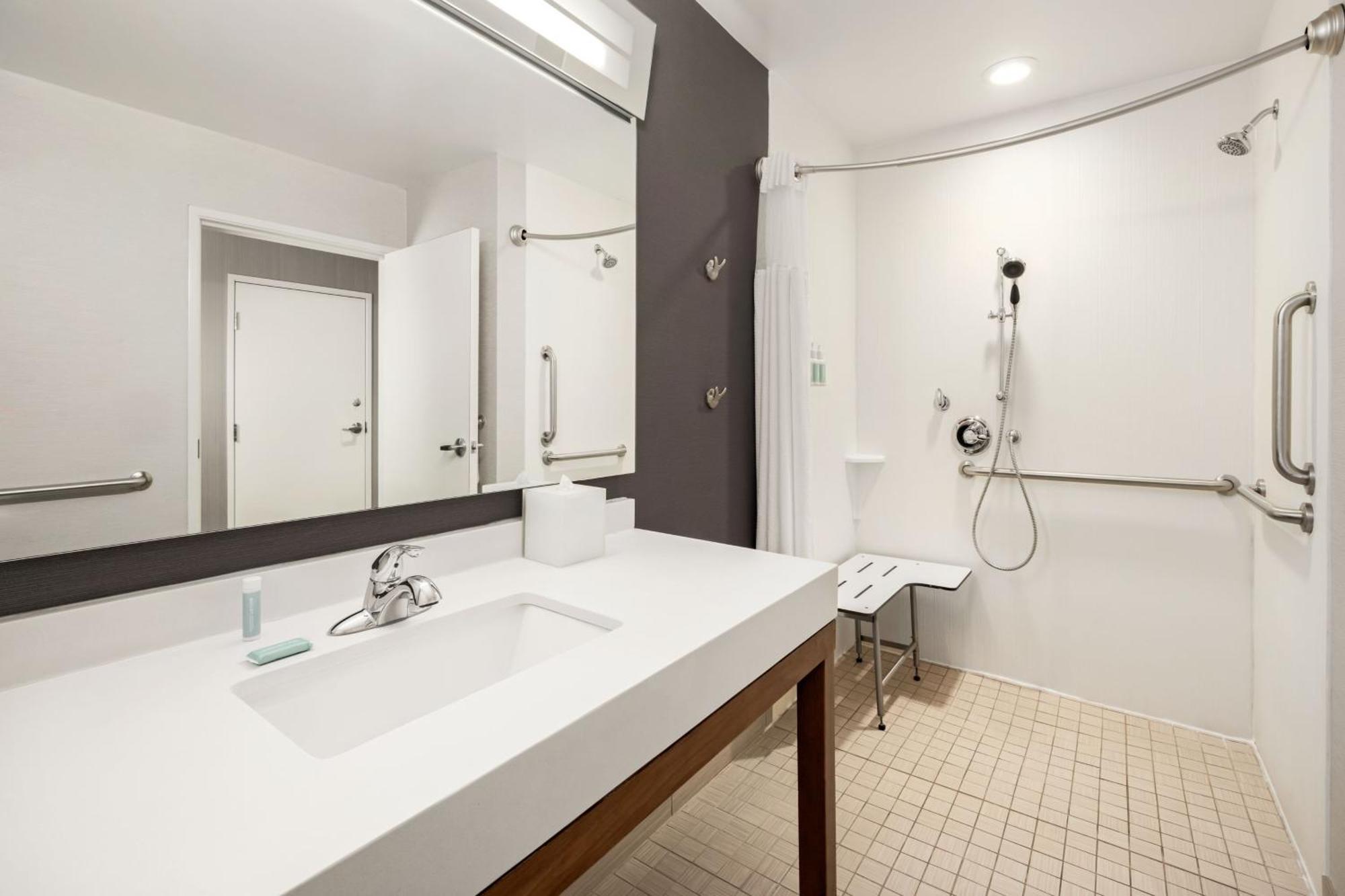 Courtyard By Marriott Columbus 피닉스시티 외부 사진