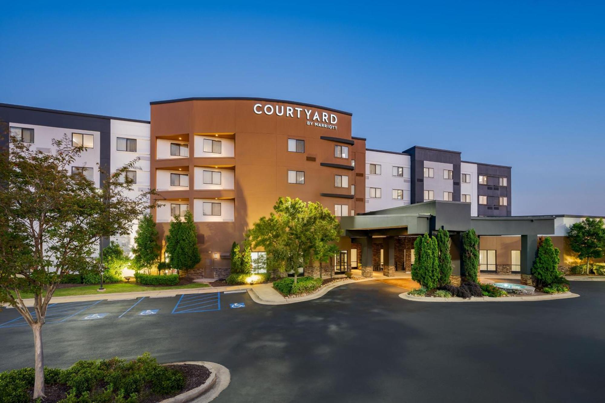 Courtyard By Marriott Columbus 피닉스시티 외부 사진