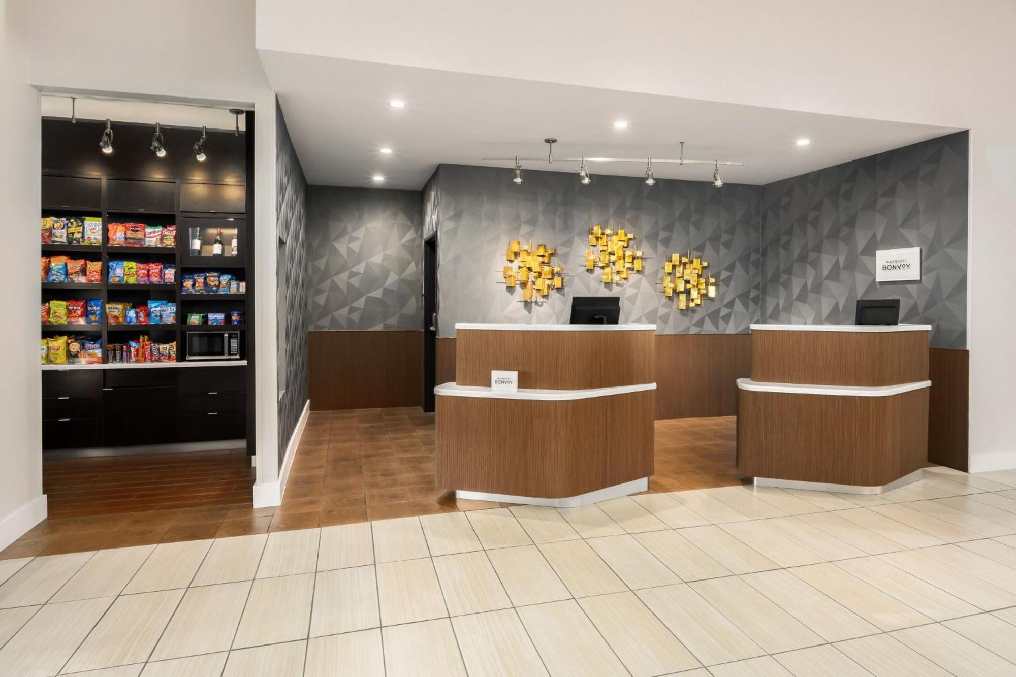Courtyard By Marriott Columbus 피닉스시티 외부 사진